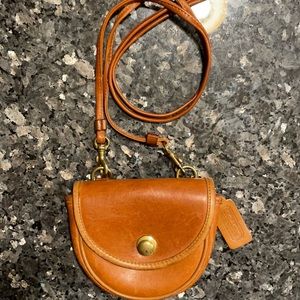 Vintage mini Coach crossbody bag